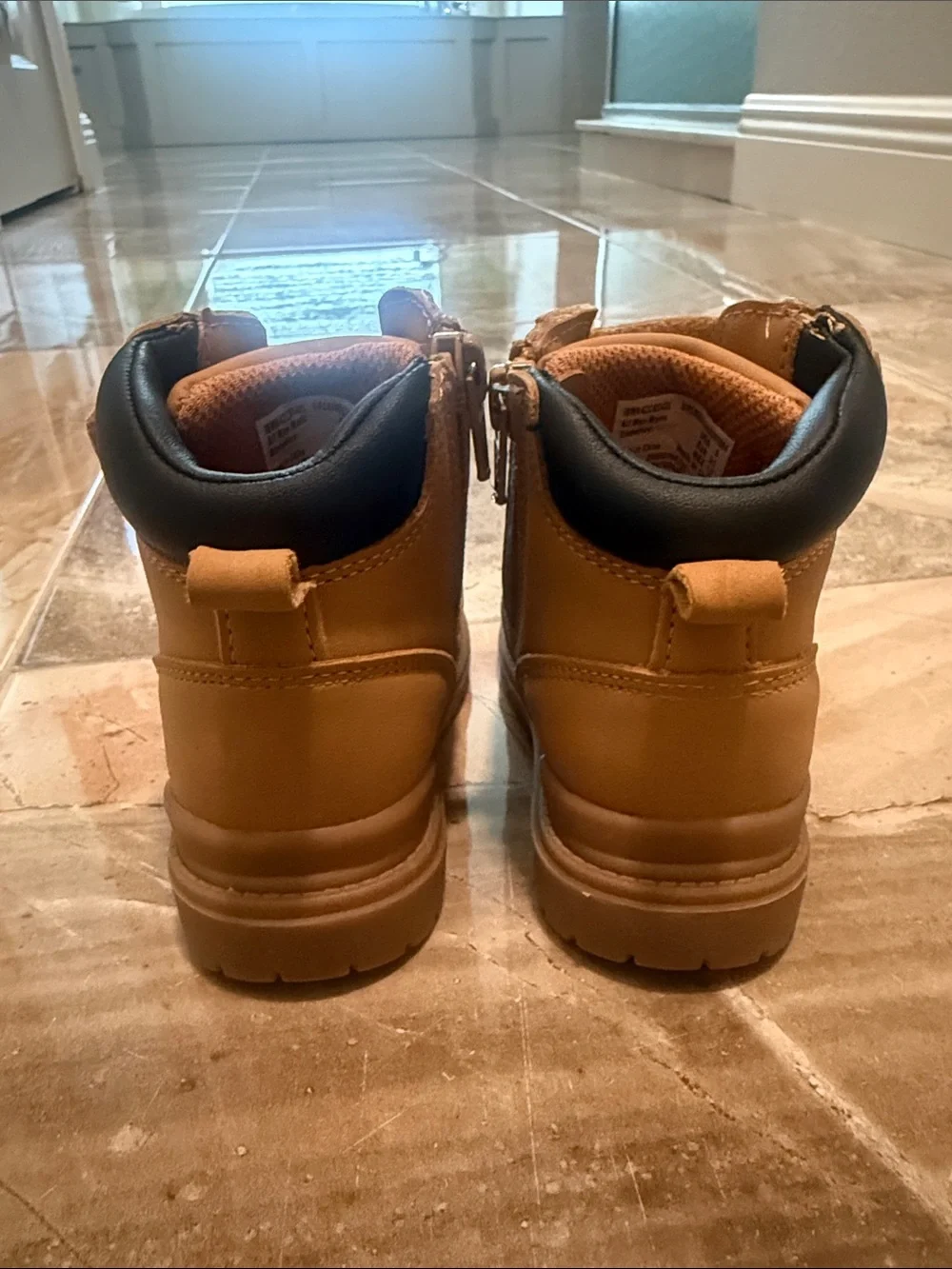 BABY BOY SZ 5 // Wonder Nation Kids Double-Strap Hiking Boots